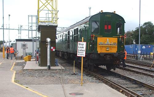 [PHOTO: Train in depot yard: 32kB]