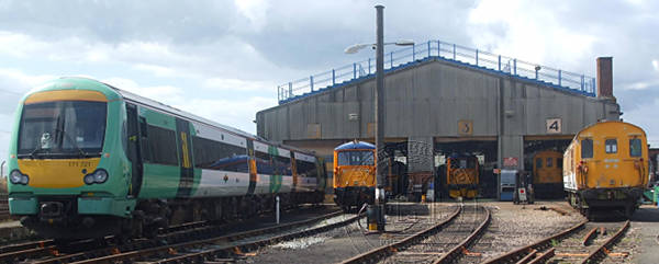 [PHOTO: Railway depot yard: 30kB]